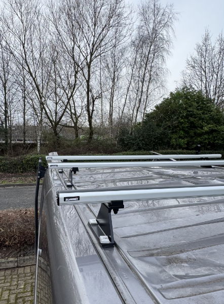 Summit Commercial 100% Aluminium Fixed Point Roof Bars, 1.3m, 3 Bar System – See Applications