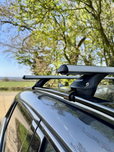 Summit Premium Aluminium Roof Tent Compatible Railing Roof Bars, Locking, 1.07m, 2 Bar System - See Applications